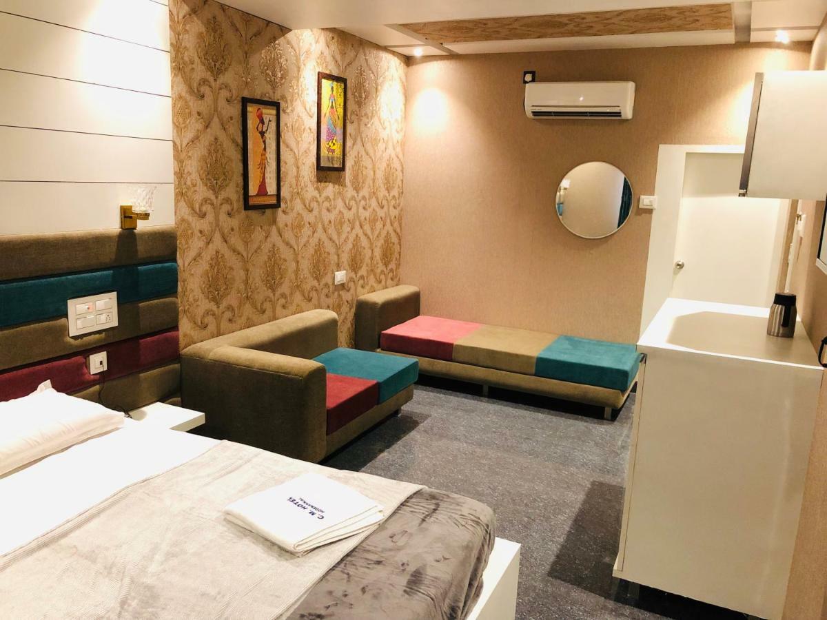 C.M. Hotel Pennagaram Экстерьер фото