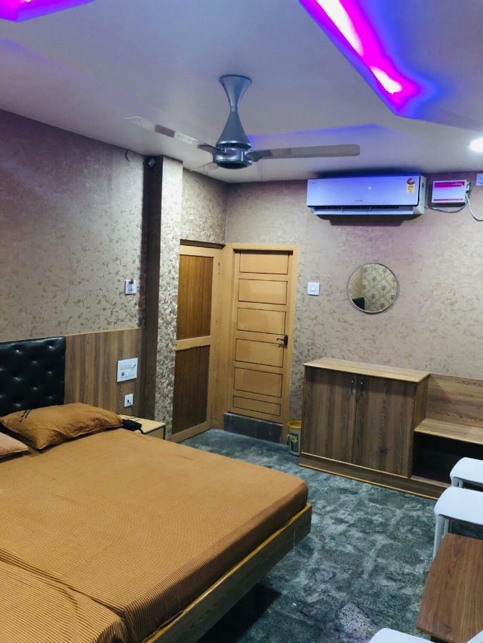 C.M. Hotel Pennagaram Экстерьер фото